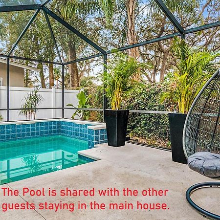 Modern House In Clearwater With Access To A Shared Swimming Pool Apartment Safety Harbor Bagian luar foto
