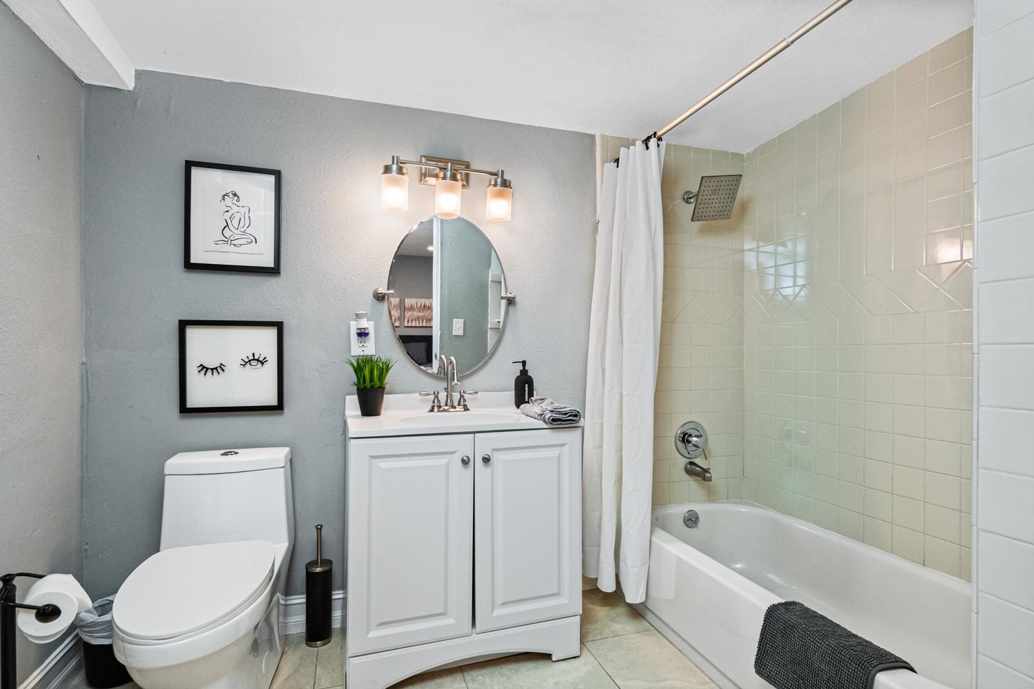 Modern House In Clearwater With Access To A Shared Swimming Pool Apartment Safety Harbor Bagian luar foto